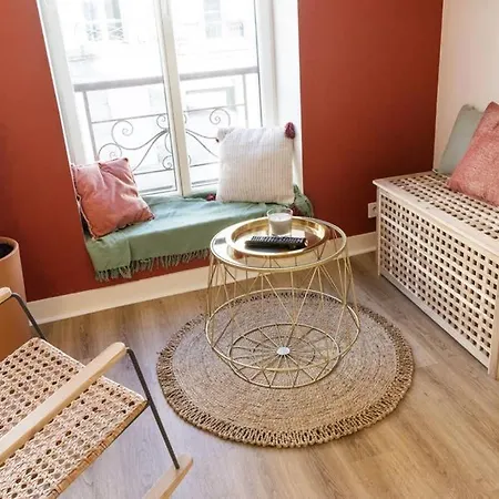 Chaleureux En Centre-ville De Appartamento Caen