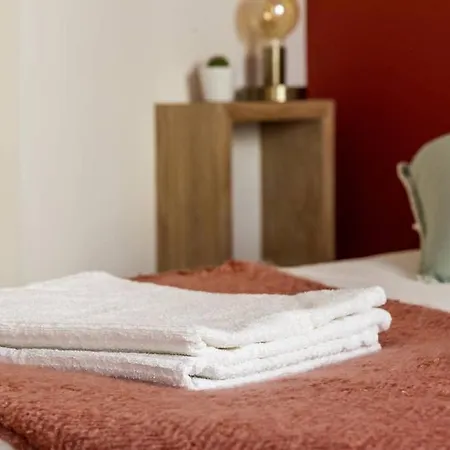 Chaleureux En Centre-ville De Appartamento