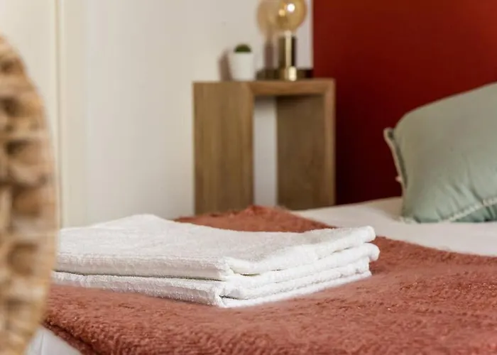 Chaleureux En Centre-ville De Apartment